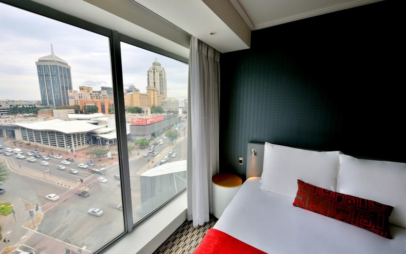 هتل Radisson Blu Gautrain Hotel, Sandton Johannesburg