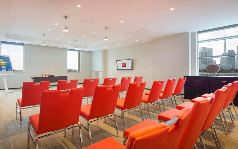 هتل ibis Dubai One Central