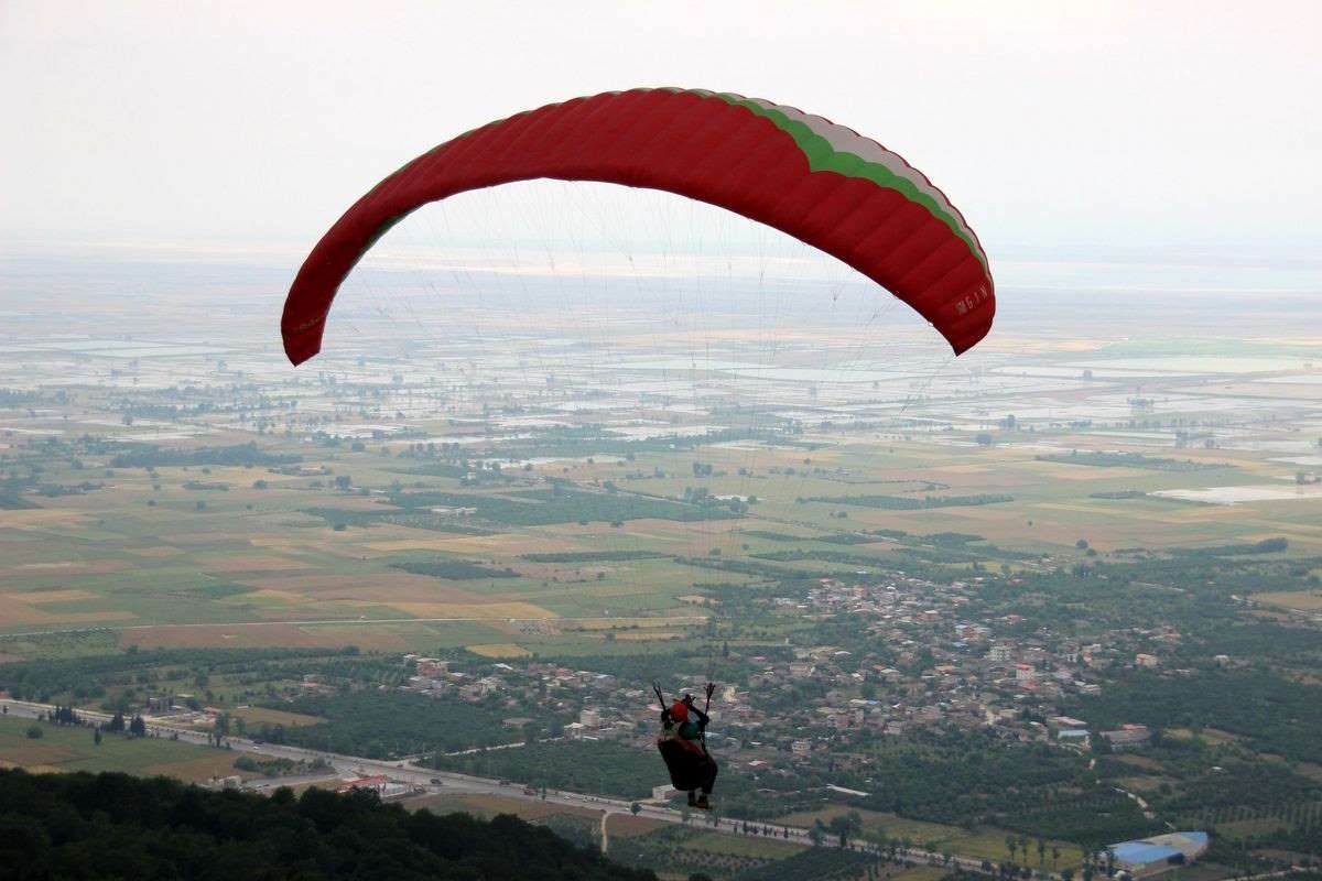 بهترین پاراگلایدر تهران کجاست؟ | معرفی پاراگلایدرهای تهران