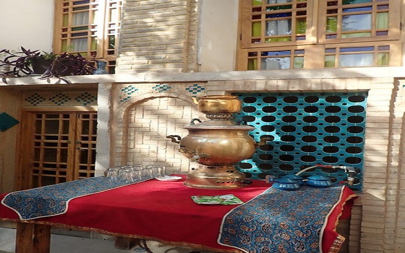 اقامتگاه بوم گردی هفت رنگ شیراز