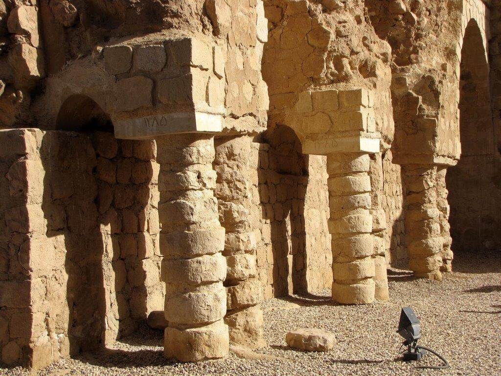 کاخ ساسانی سروستان؛ بازمانده‌ی ۱۶۰۰ ساله از سلسه ساسانیان