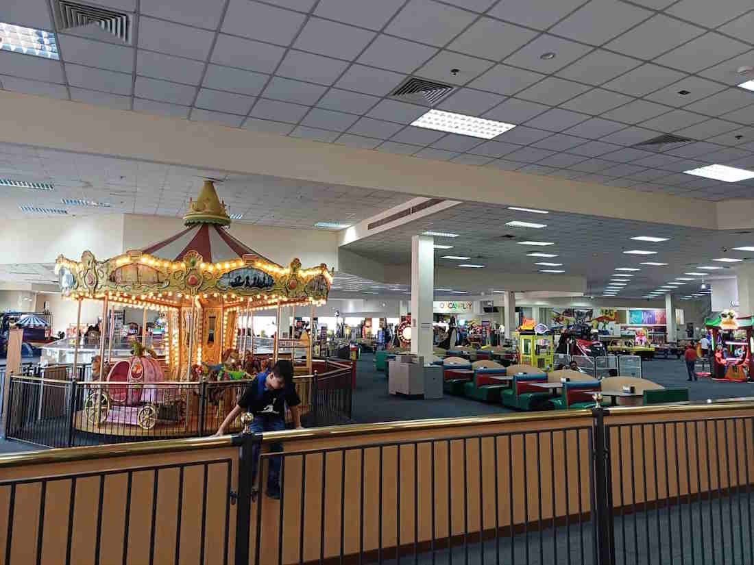 اوتلت مال دبی و هرآنچه قبل از رفتن باید بدانید