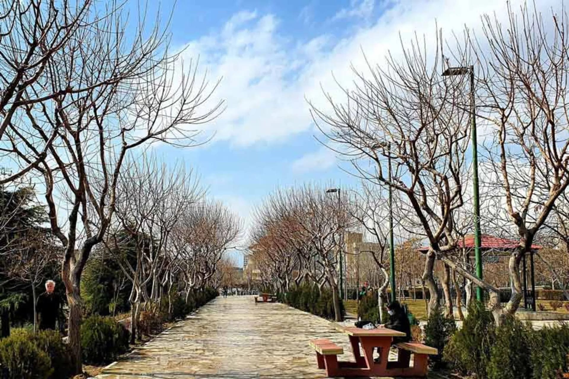 پارک پلیس کجاست؟ | بهشت پیاده روی شرق با چشم انداز ۳۶۰ درجه