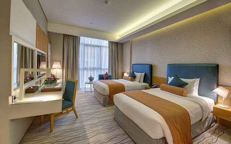 هتل Royal Continental Hotel Dubai