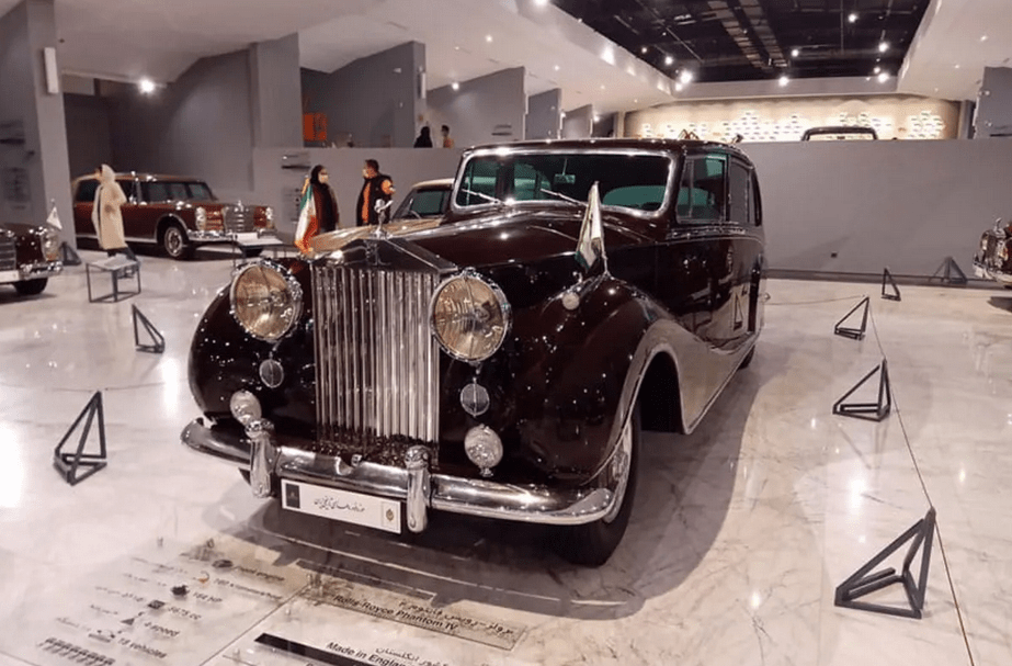 موزه ماشین تهران کجاست؟ | تصاویر و خودروها