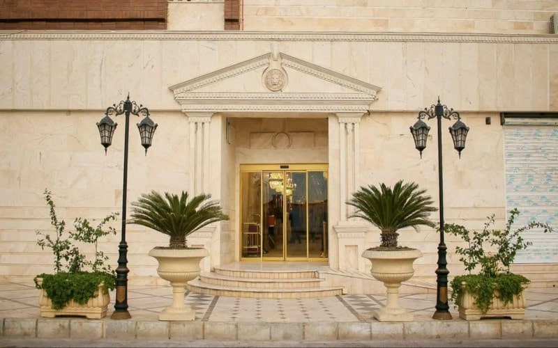 هتل آپارتمان گراناز چابهار