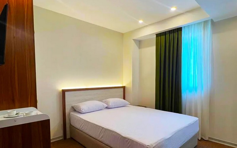 هتل آپارتمان مناجات مشهد