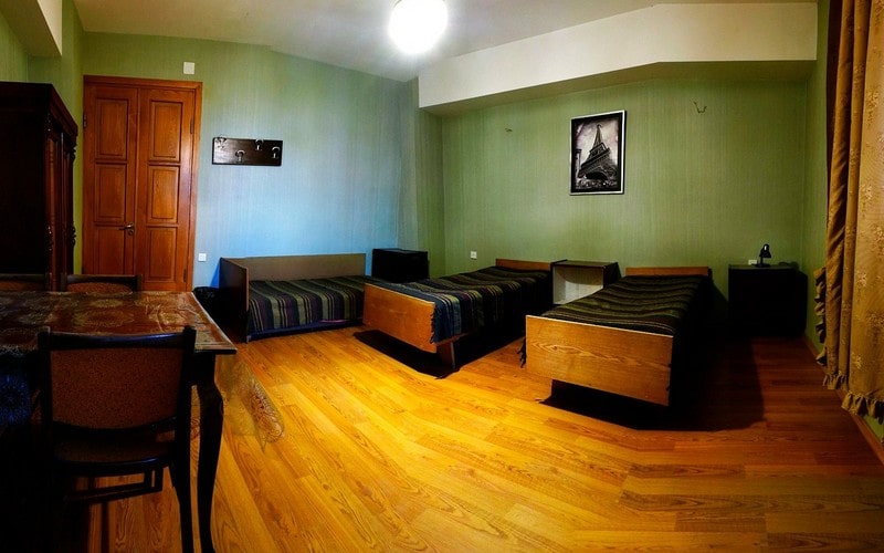 هتل Hostel Kiki Tbilisi