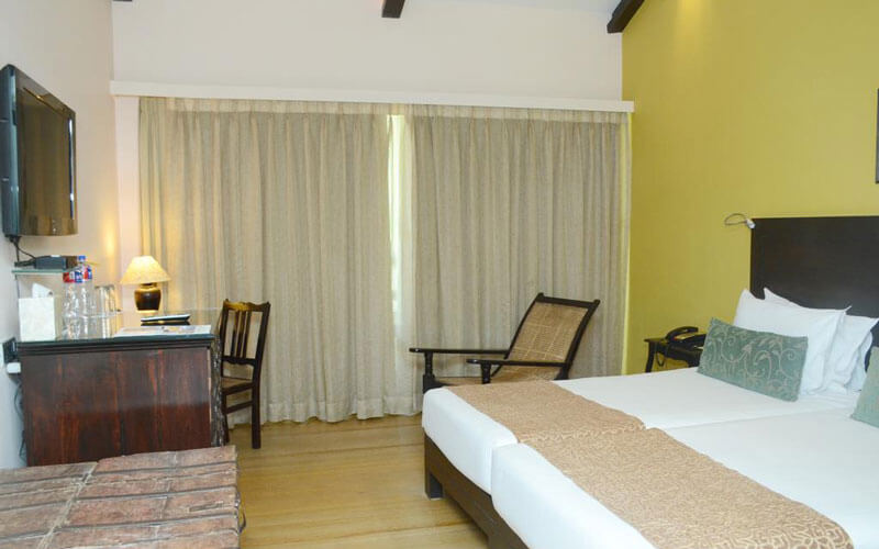 هتل The O Hotel Beach Resort & Spa, Goa