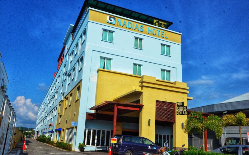 هتل Nadias Hotel Cenang Langkawi