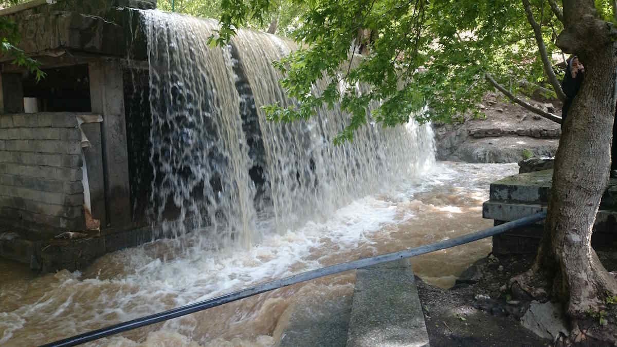 سراب گیان کجاست؟ | چشمه پر آب غرب کشور