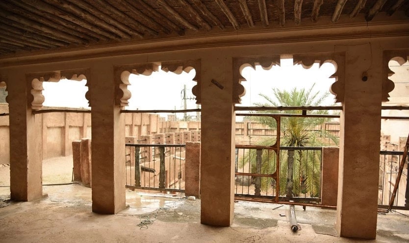 جاهای دیدنی بندر کنگ | ۱۴ جای دیدنی در شهر بادگیرهای سنتی