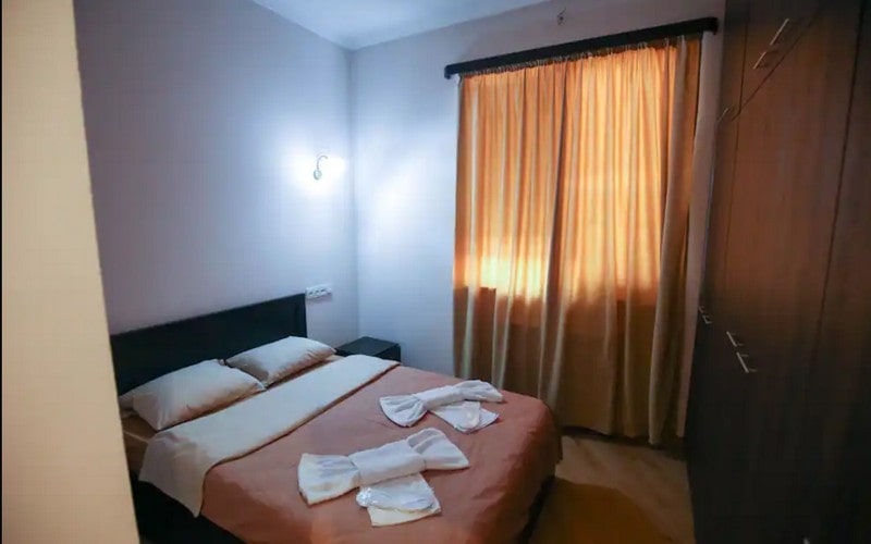 هتل Hotel Baratashvili Tbilisi