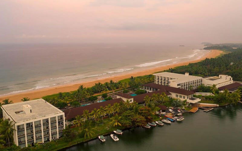 هتل Centara Ceysands Resort & Spa Sri Lanka