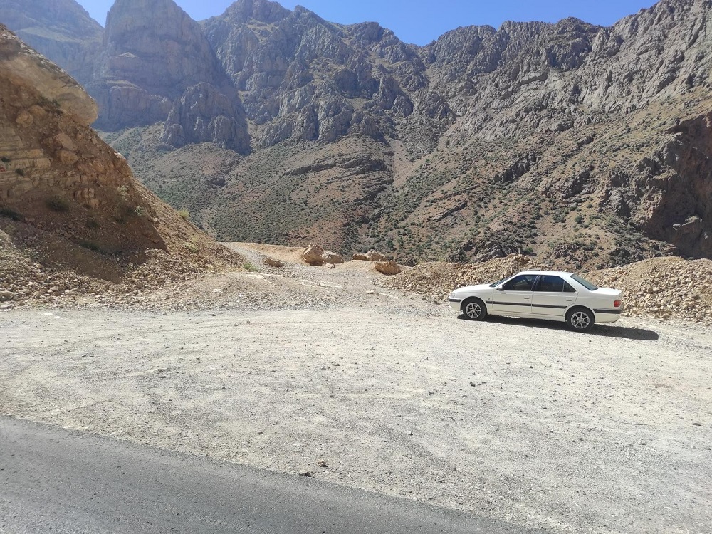 آبشار کردیت شهرکرد | پناهگاهی آرام در دل آب و صخره