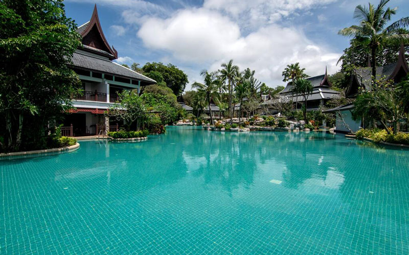 هتل Thavorn Beach Village Resort and Spa Phuket