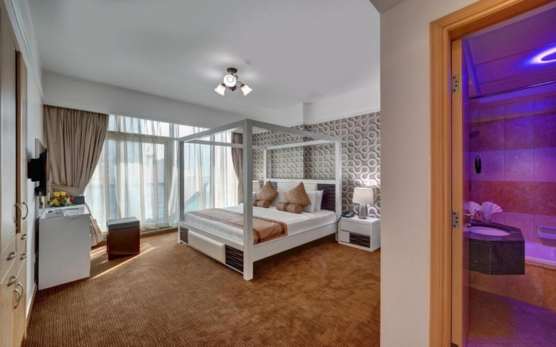 هتل Sunday Mega Hotel Dubai (Formerly Emirates Grand Hotel Apartments Dubai)