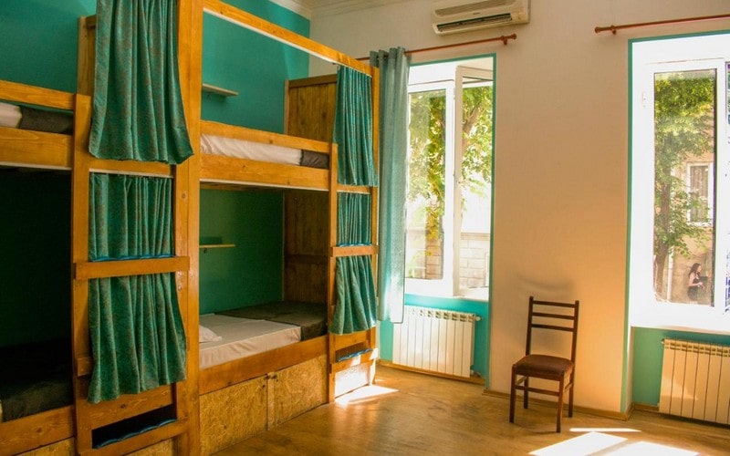 هتل Moosica Hostel Tbilisi