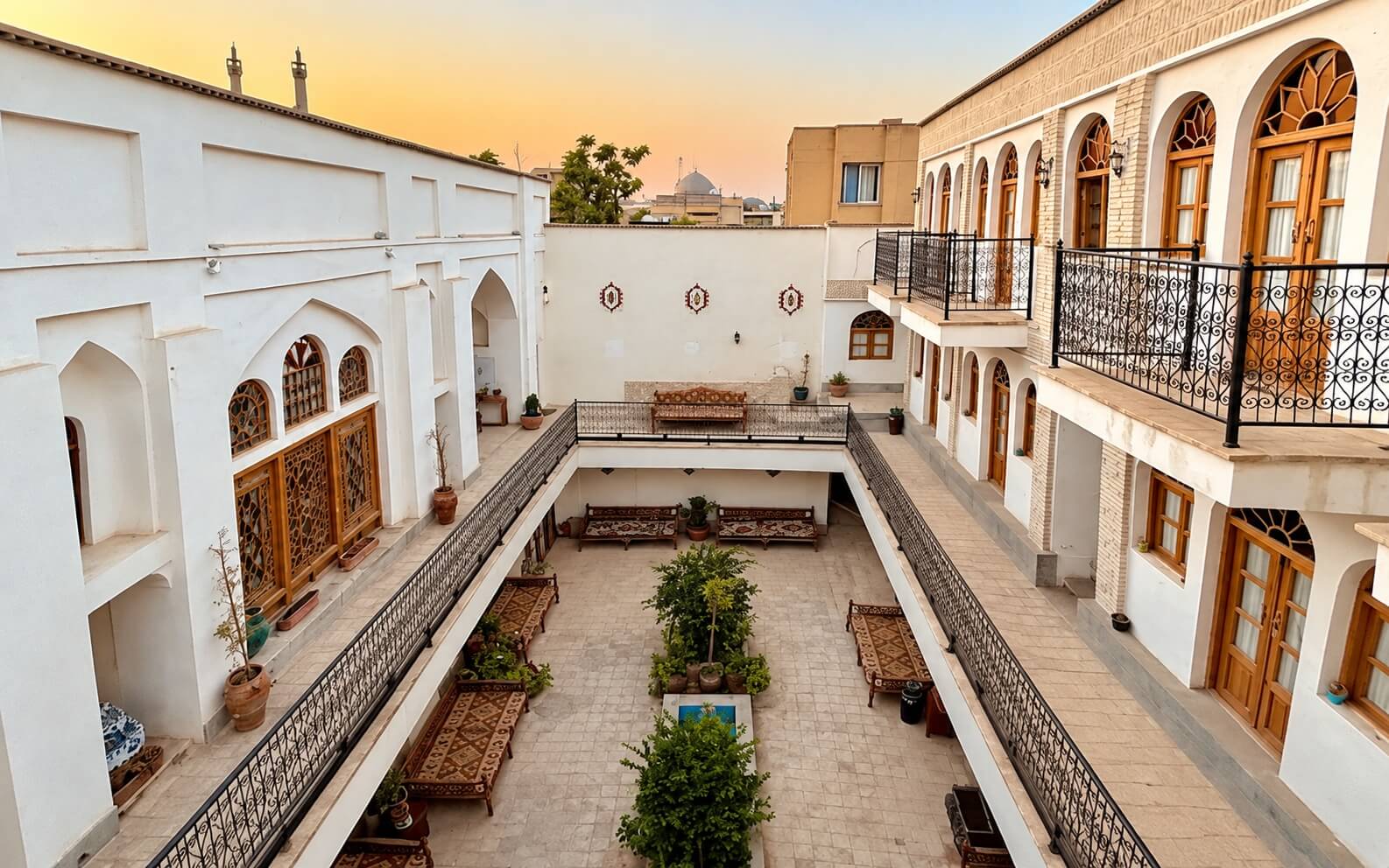 اقامتگاه سنتی شاهان اصفهان