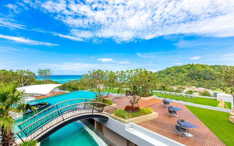 هتل Crest Resort and Pool Villas Phuket 
