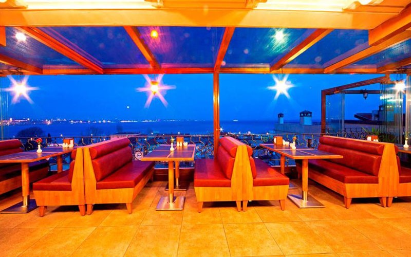 هتل Azade Suites Istanbul
