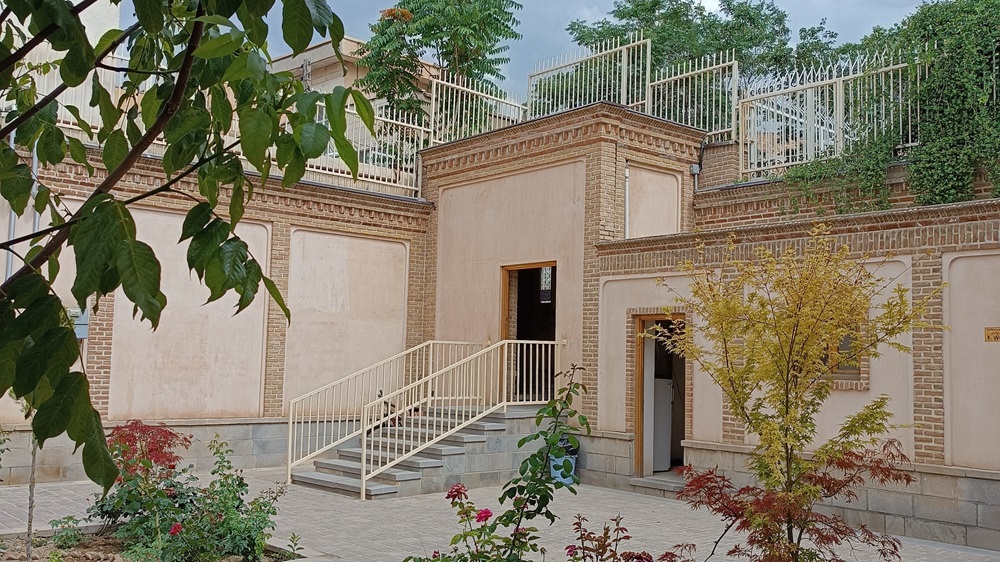 ۱۶ خانه تاریخی تبریز | راز پله های مارپیچ و راهروهای مخفی