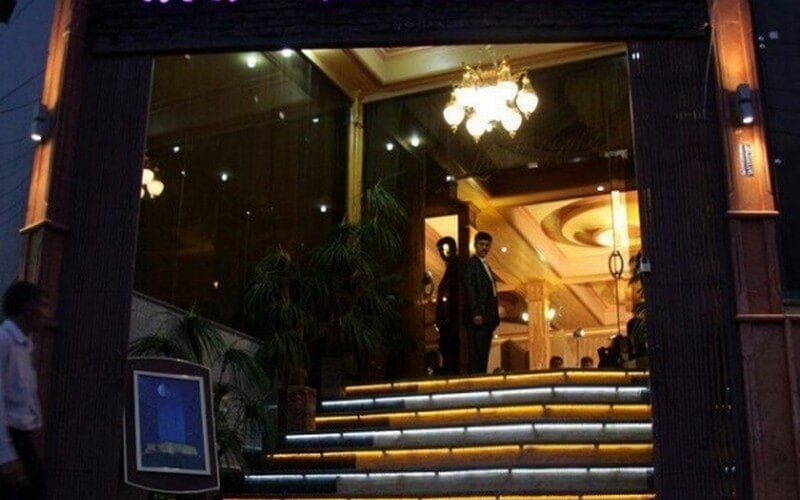 هتل عطر خرم آباد