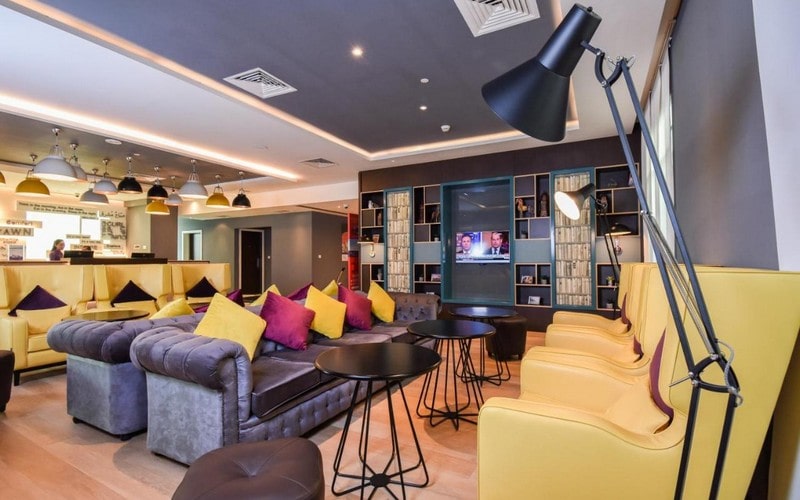 هتل Premier Inn Dubai Investments Park