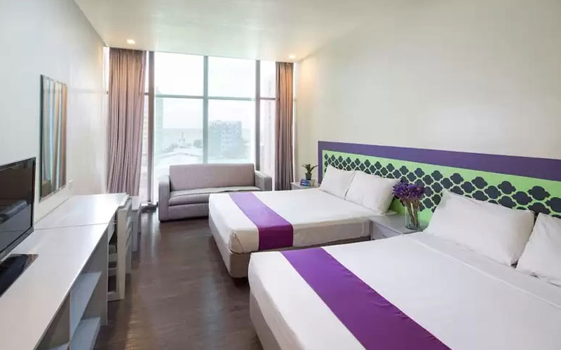 هتل V Hotel Manila