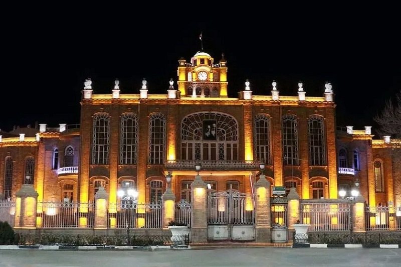 میدان ساعت تبریز