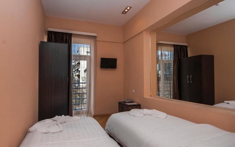 هتل Hotel London Palace Tbilisi
