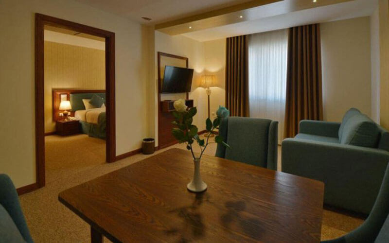 هتل شیرازیس شیراز