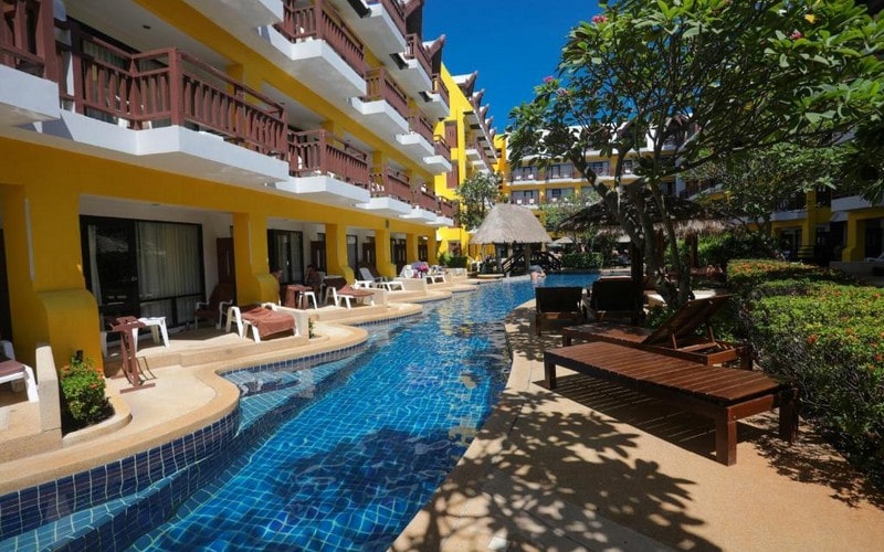 هتل Woraburi Phuket Resort & Spa