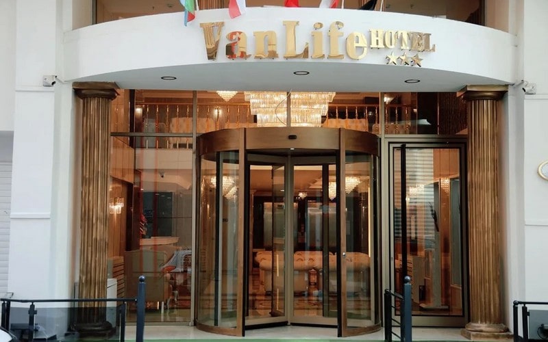 هتل Van Life Hotel