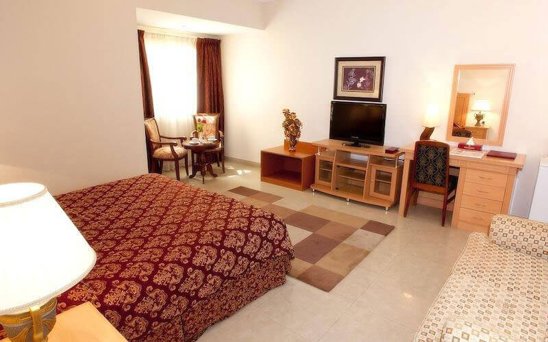 هتل Safeer Hotel Suites Muscat