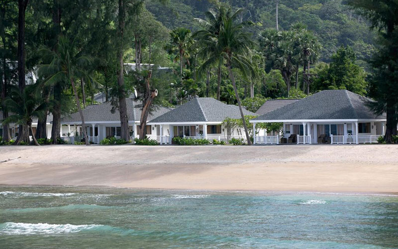 هتل Thavorn Beach Village Resort and Spa Phuket