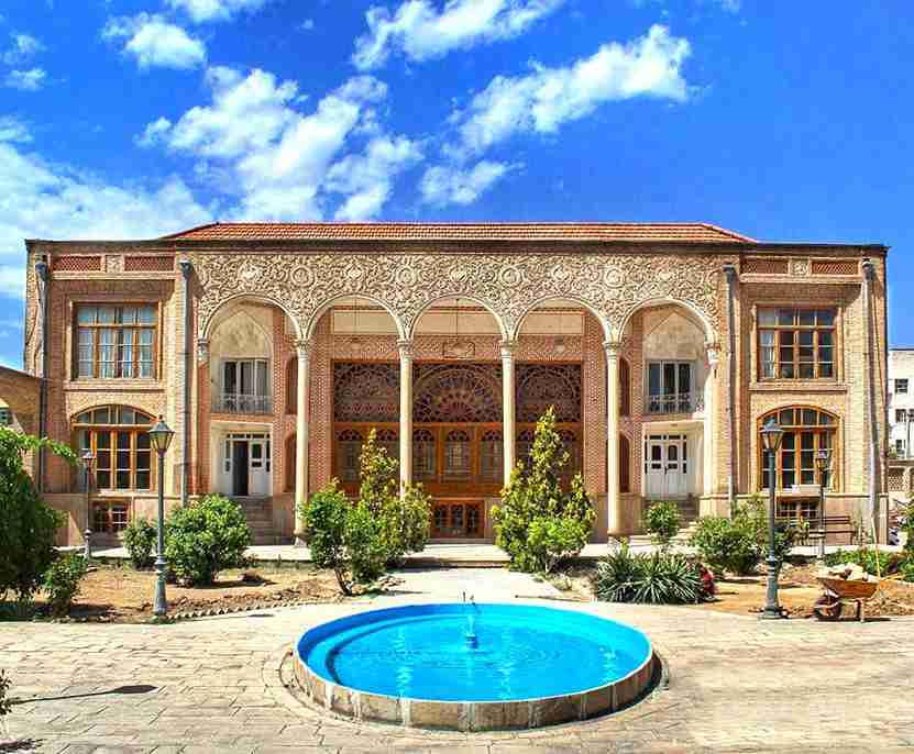 ۱۶ خانه تاریخی تبریز | راز پله های مارپیچ و راهروهای مخفی