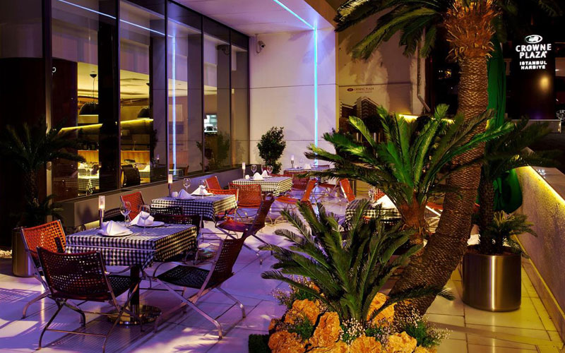 هتل Crowne Plaza Istanbul Harbiye, an IHG Hotel 
