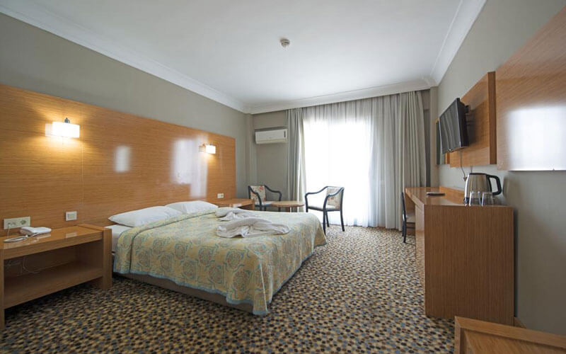 هتل Ayma Beach Resort Kusadasi