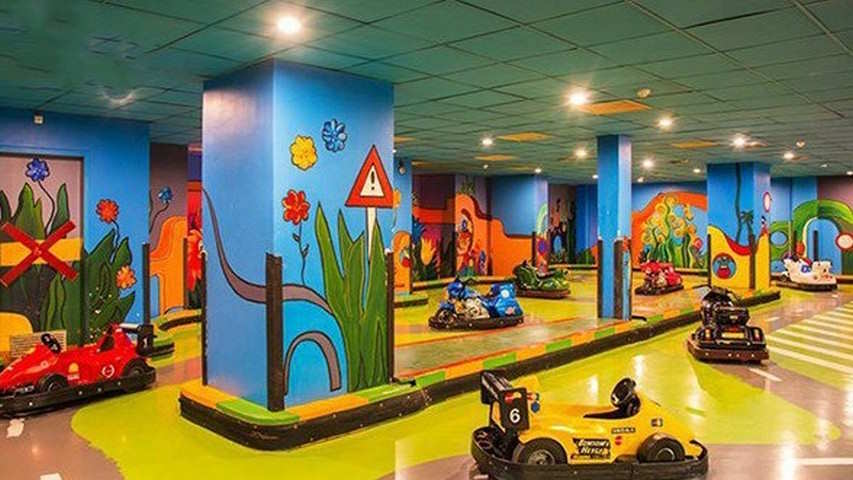 بهترین شهربازی های اصفهان از روباز تا روبسته