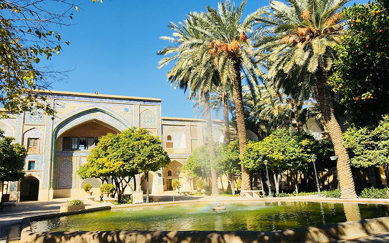 مدرسه خان شیراز