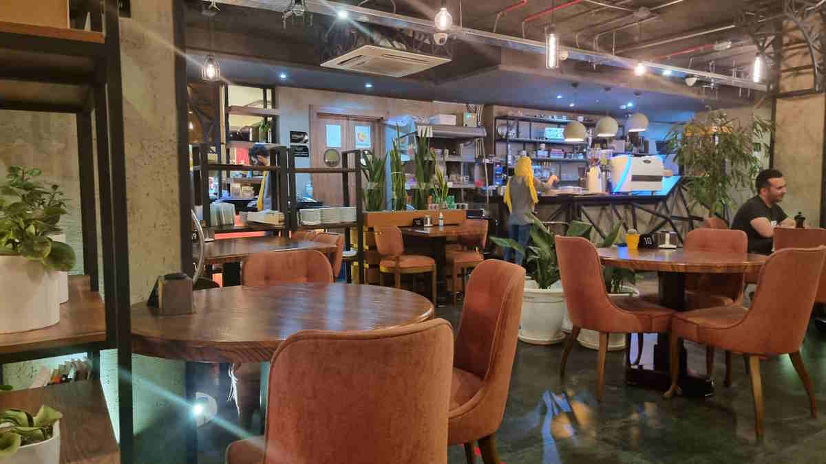 صبحانه سلف سرویس در تهران کجا بریم؟