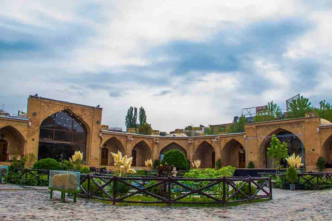 کاروانسرای شاه عباسی کرج کجاست و چطور می توان آن را بازدید کرد؟