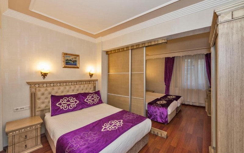 هتل Istanbul Holiday Hotel