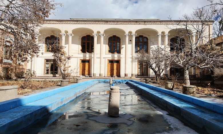 ۱۶ خانه تاریخی تبریز | راز پله های مارپیچ و راهروهای مخفی