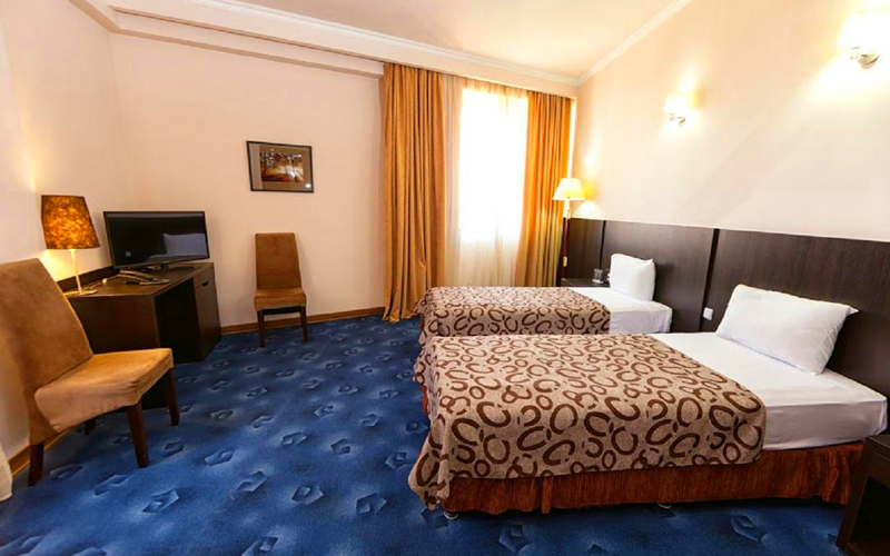 هتل Regineh Hotel Yerevan