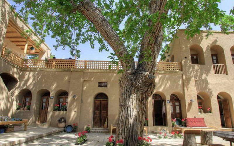 اقامتگاه سنتی توسلیان نطنز اصفهان