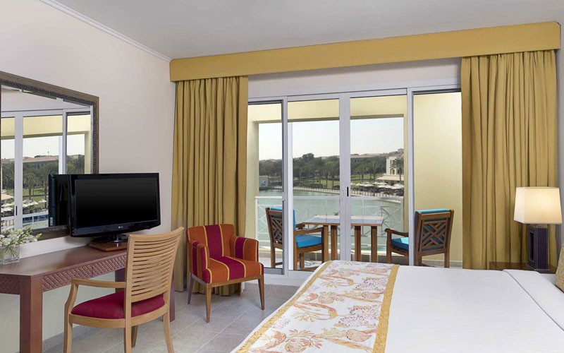 هتل Copthorne Lakeview Hotel Dubai, Green Community