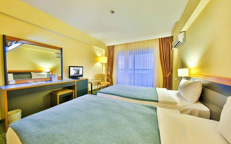 هتل Marina Hotel & Suites Kusadasi