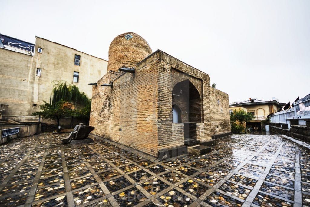 آرامگاه استر و مردخای کجاست؟